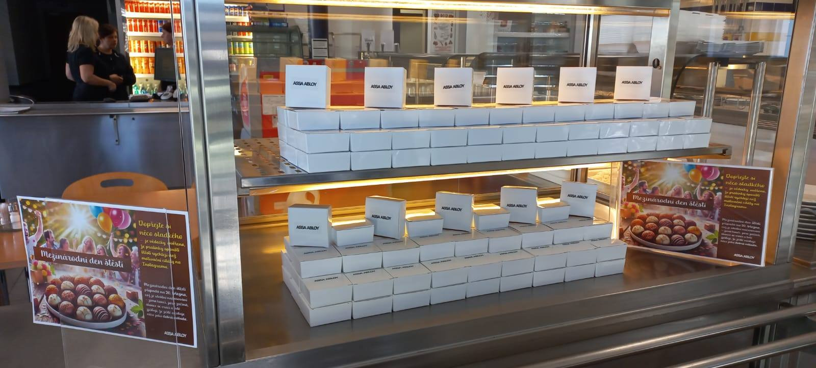 Mezinárodní den štěstí jsme v ASSA ABLOY oslavili sladce
