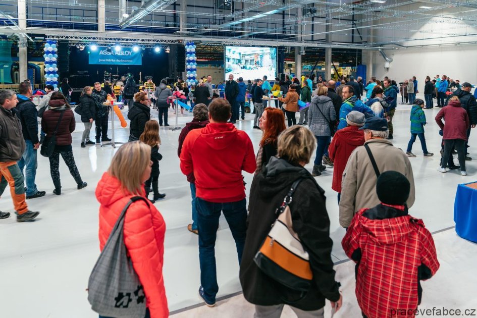 ASSA ABLOY Rychnov slavnostně otevřela novou výrobní halu