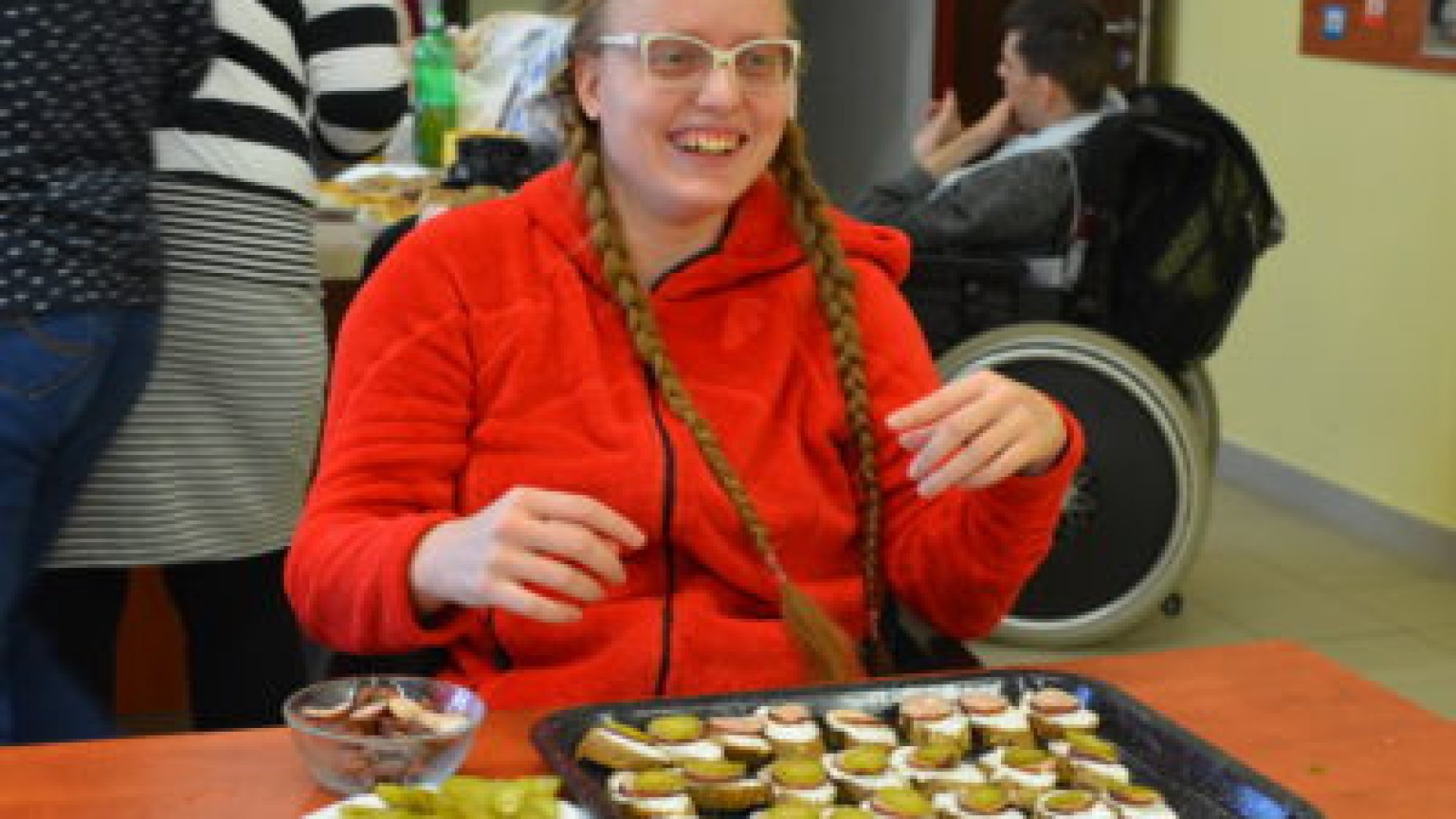 Zaměstnanci ASSA ABLOY Rychnov pomohli zahradě v Centru Orion přivítat jaro