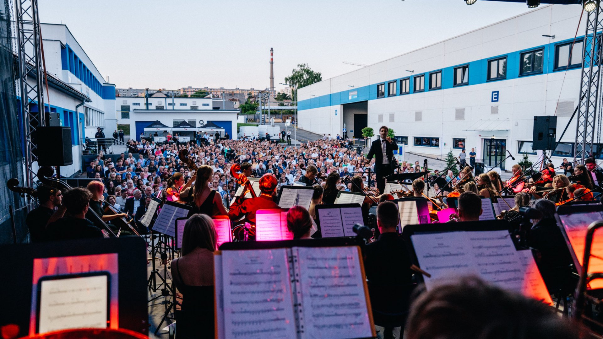 Koncert Novoměstské filharmonie a Ondřeje Rumla
