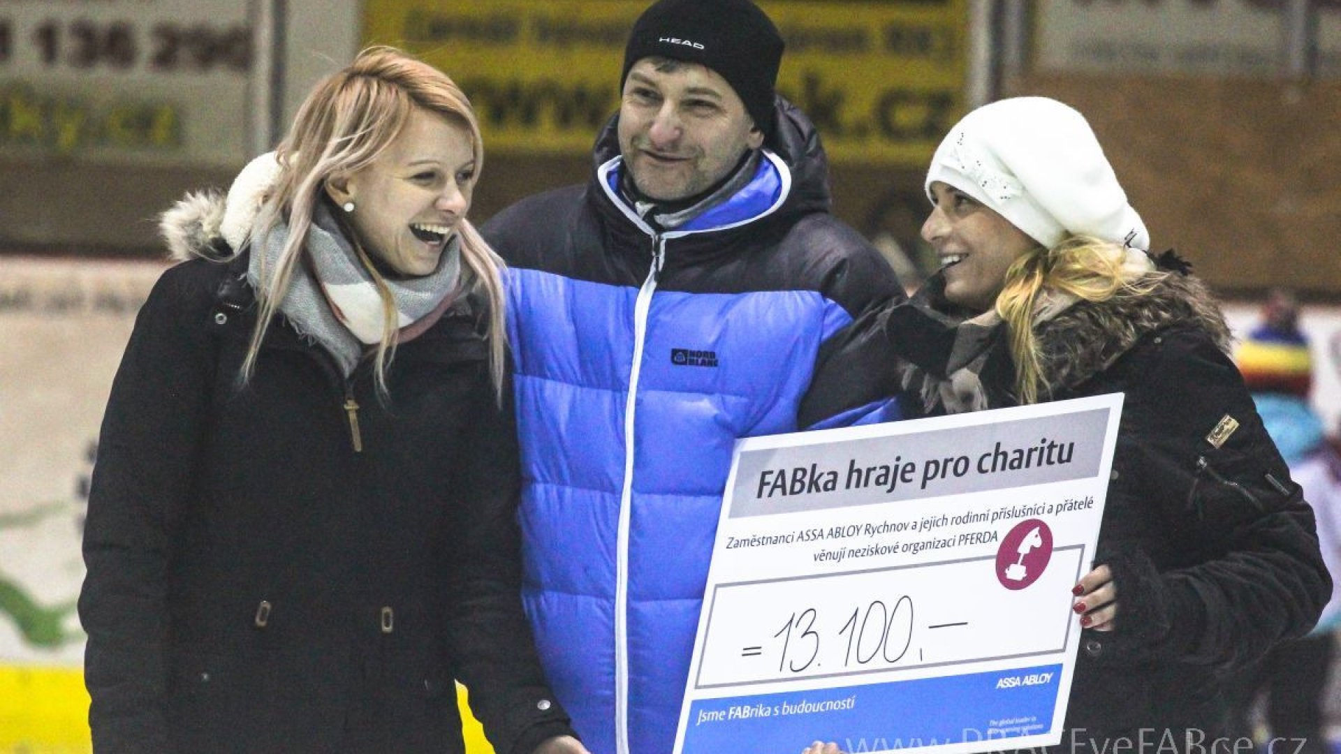 FABka hrála hokej pro charitu