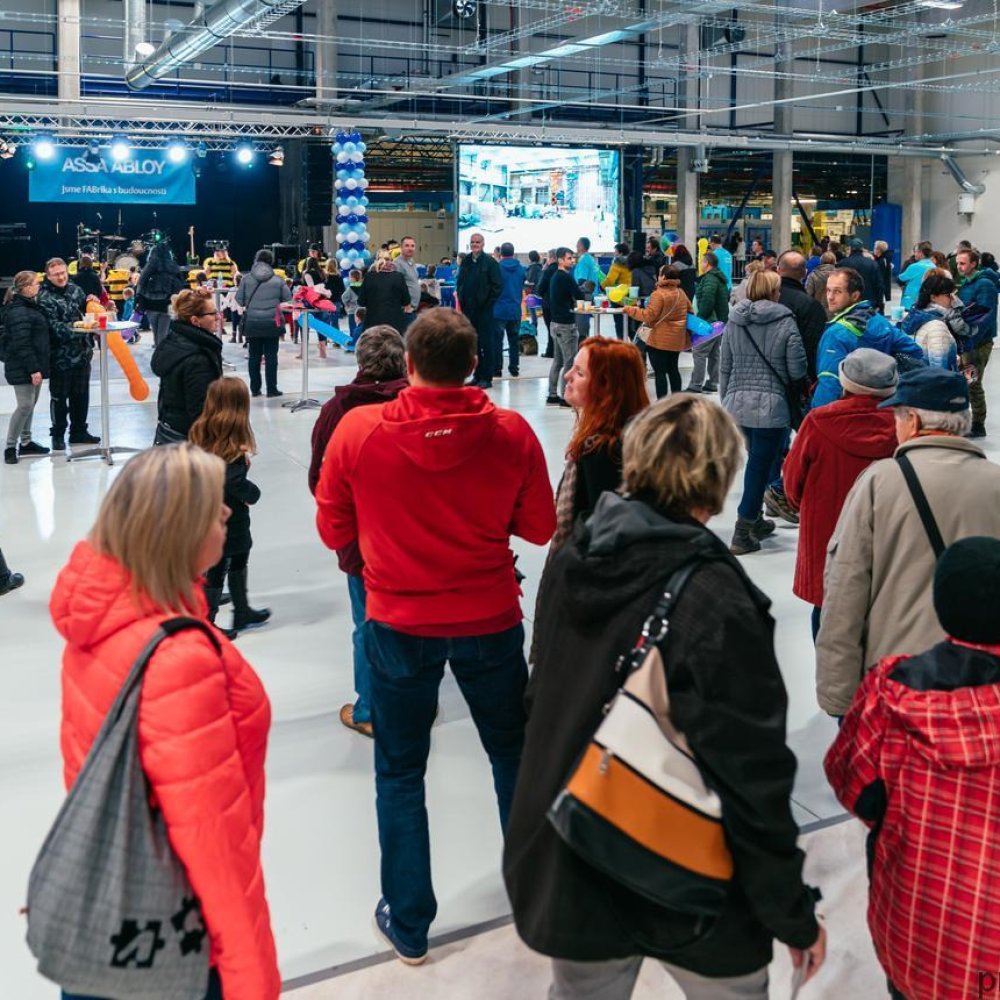 ASSA ABLOY Rychnov slavnostně otevřela novou výrobní halu