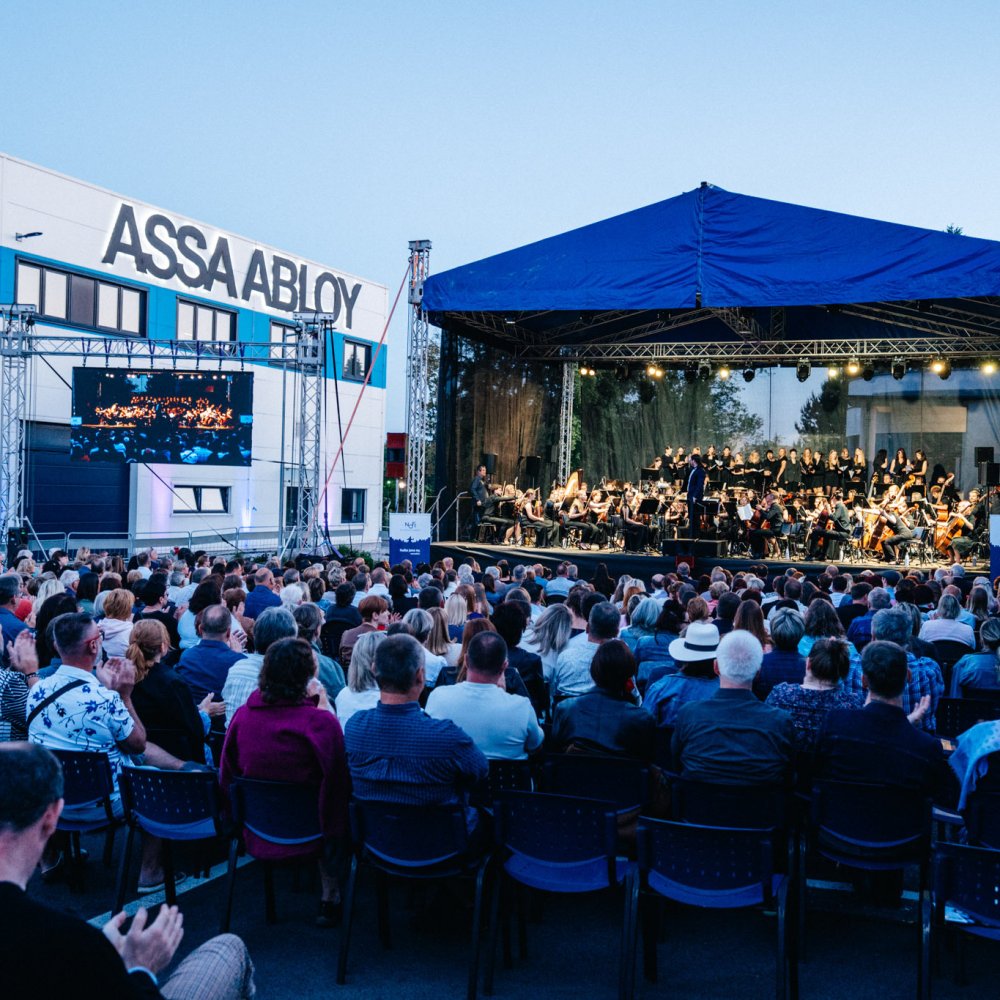 Koncert Novoměstské filharmonie a Ondřeje Rumla