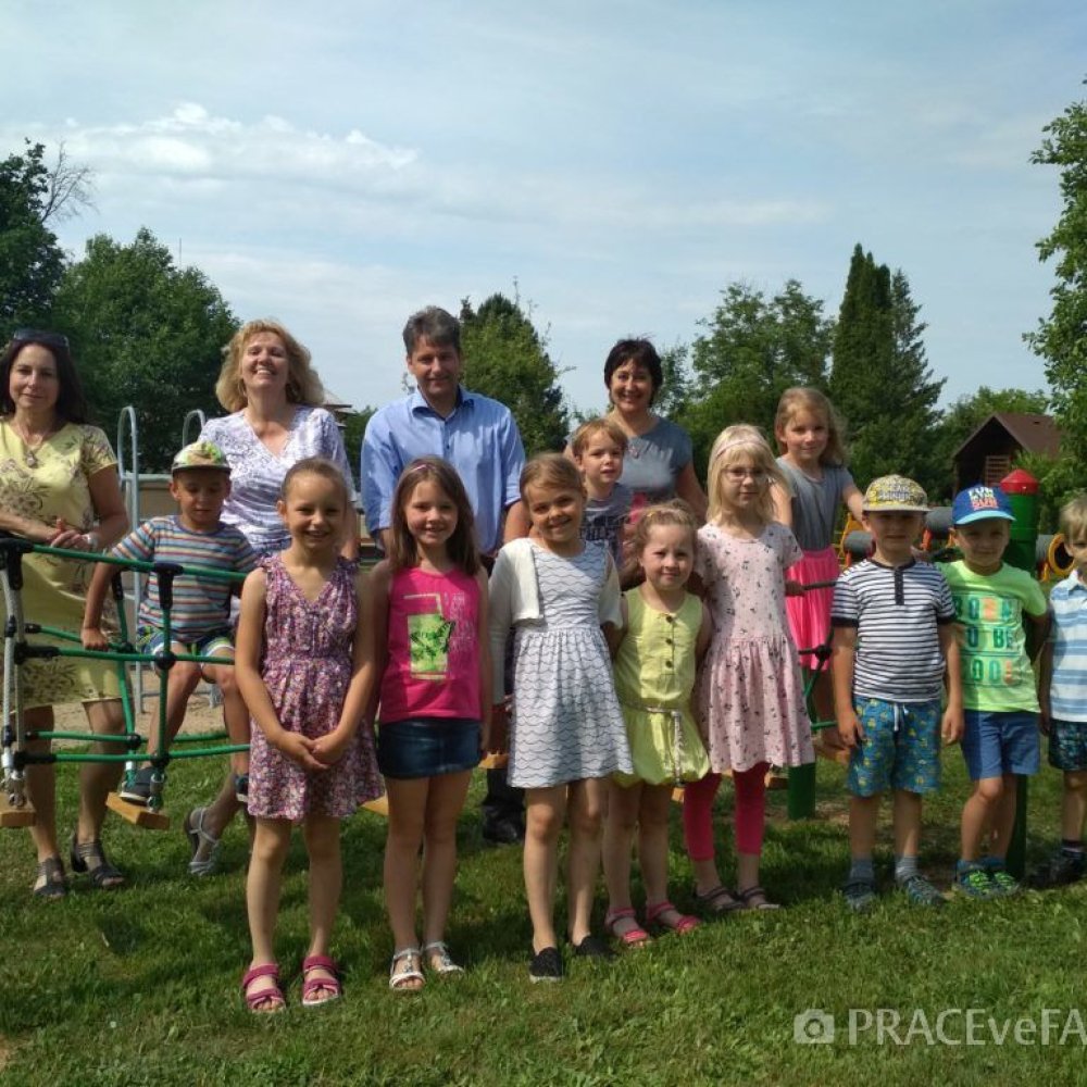 Mateřská školka Kytička má nový lanový most